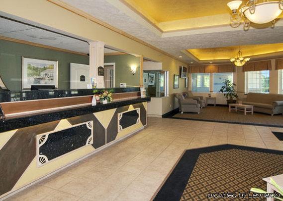 Days Inn By Wyndham Pentwater Interno foto